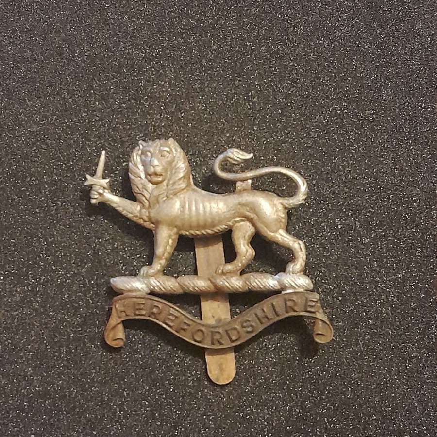 WWI Herefordshire Cap Badge