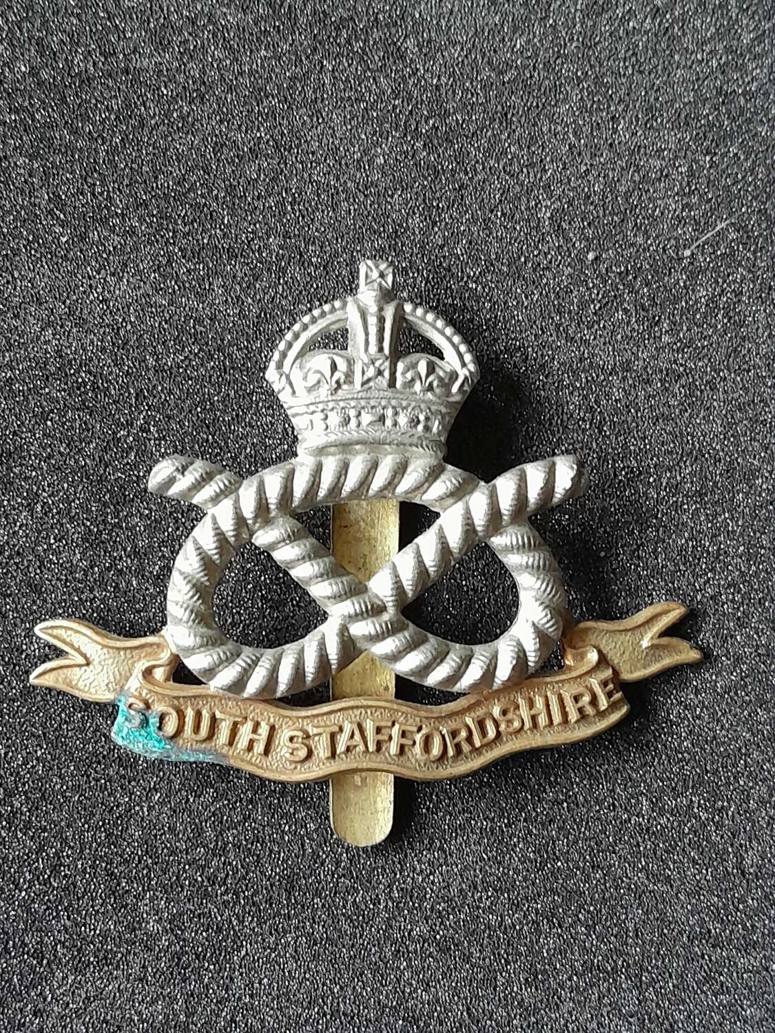 South Staffordshire Regiment Cap Badge