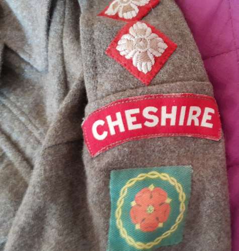 World War Two 1942 dated Lieutenant of the Cheshire Regiment Battle Bl