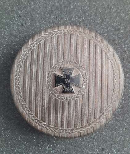 World War One Iron Cross patriotic glass pot